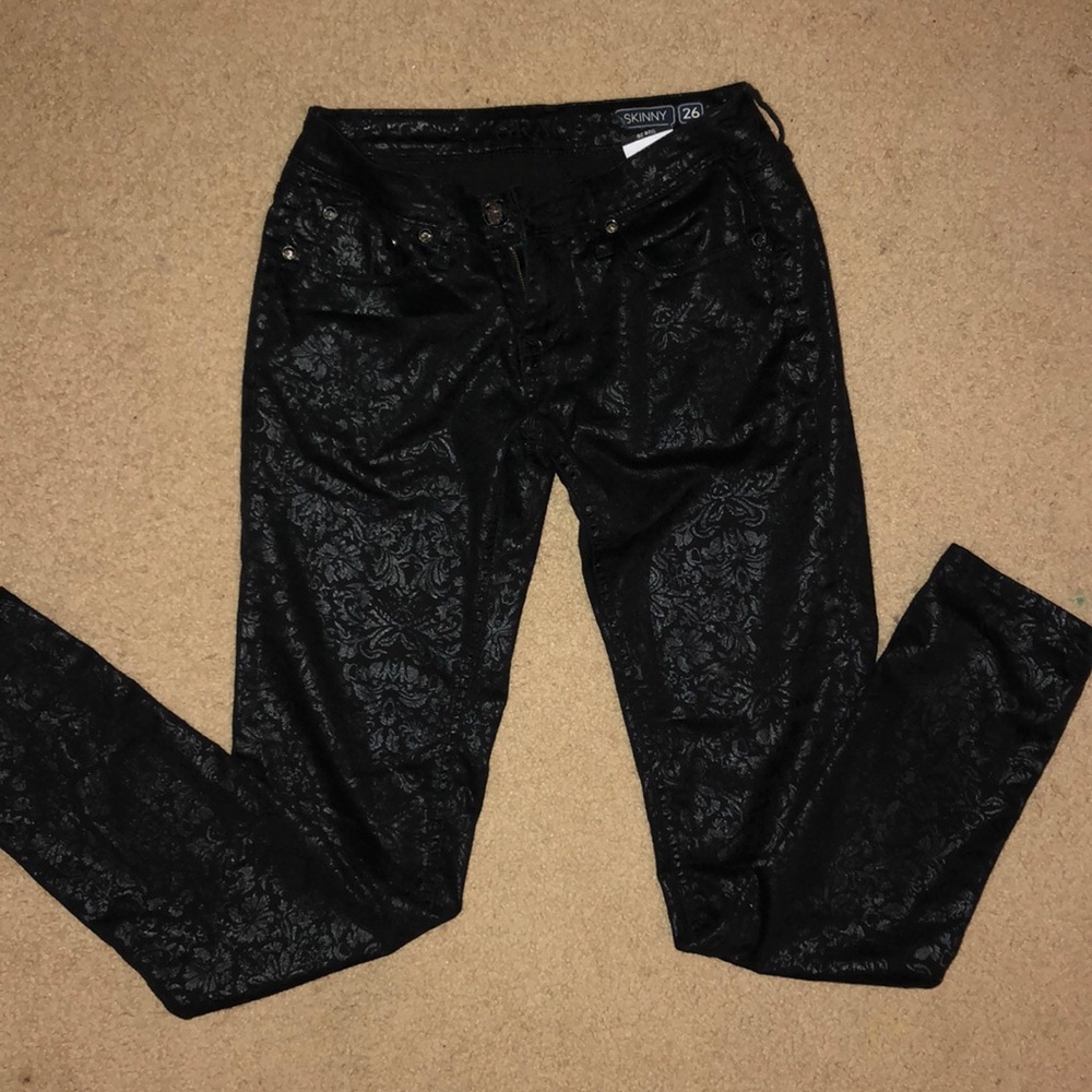 Patterned skinny jeans